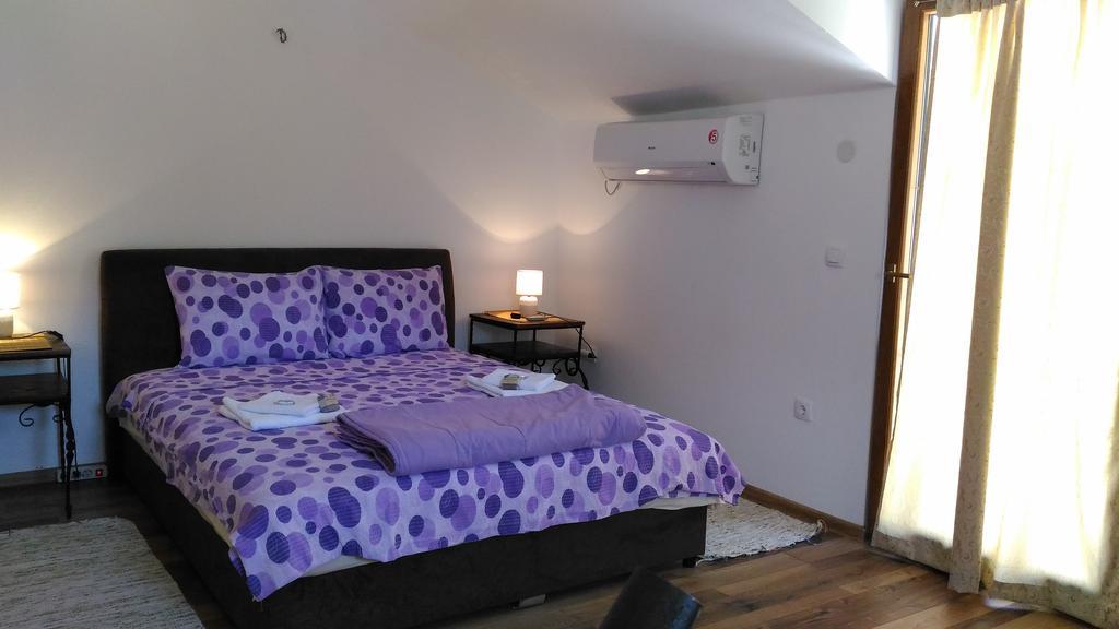 Apartment Mond Virpazar Esterno foto